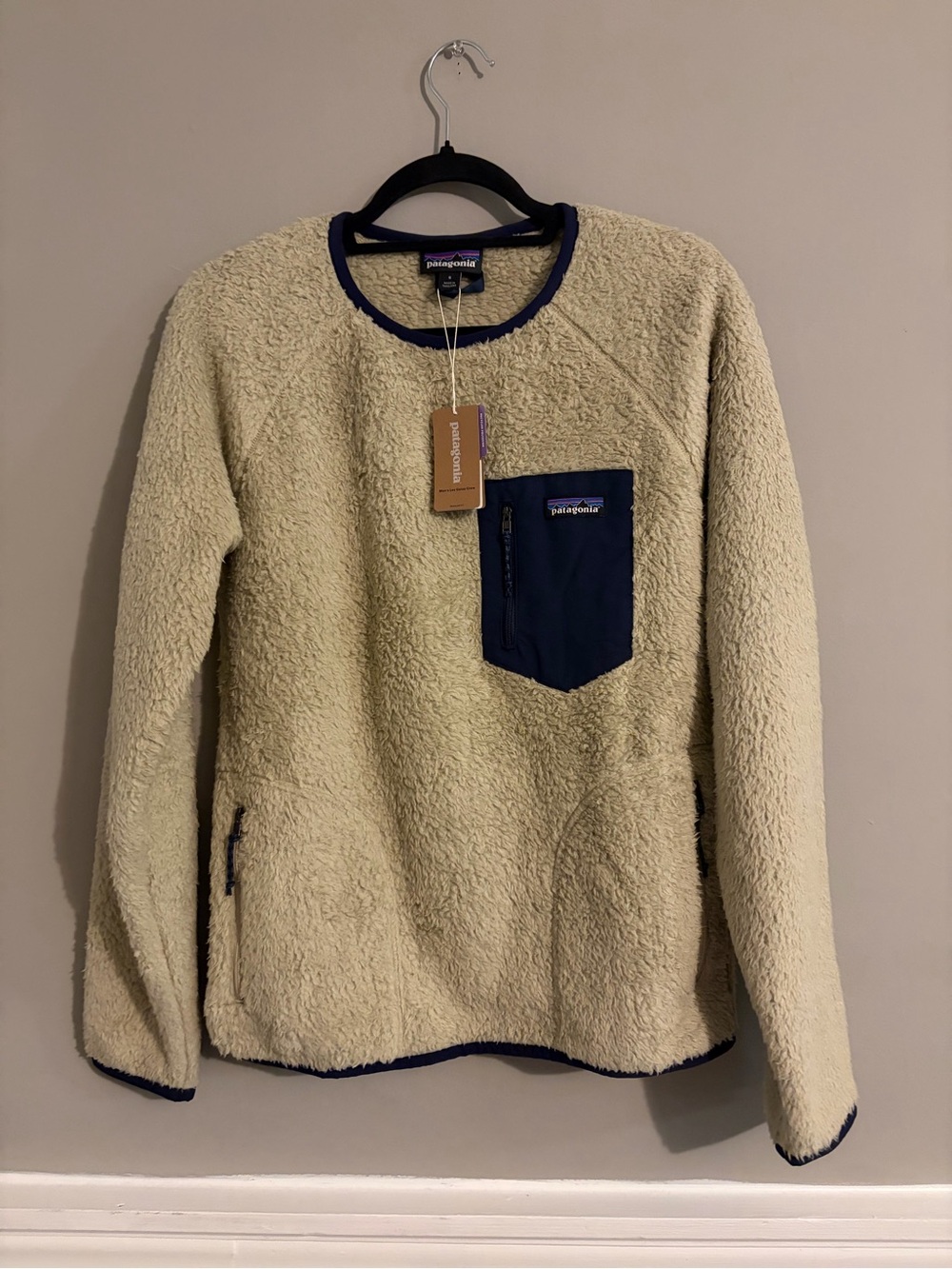 Patagonia Cream Crewneck Sherpa with Navy Pocket